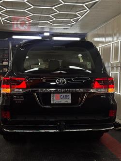 تويوتا لاندكروزر